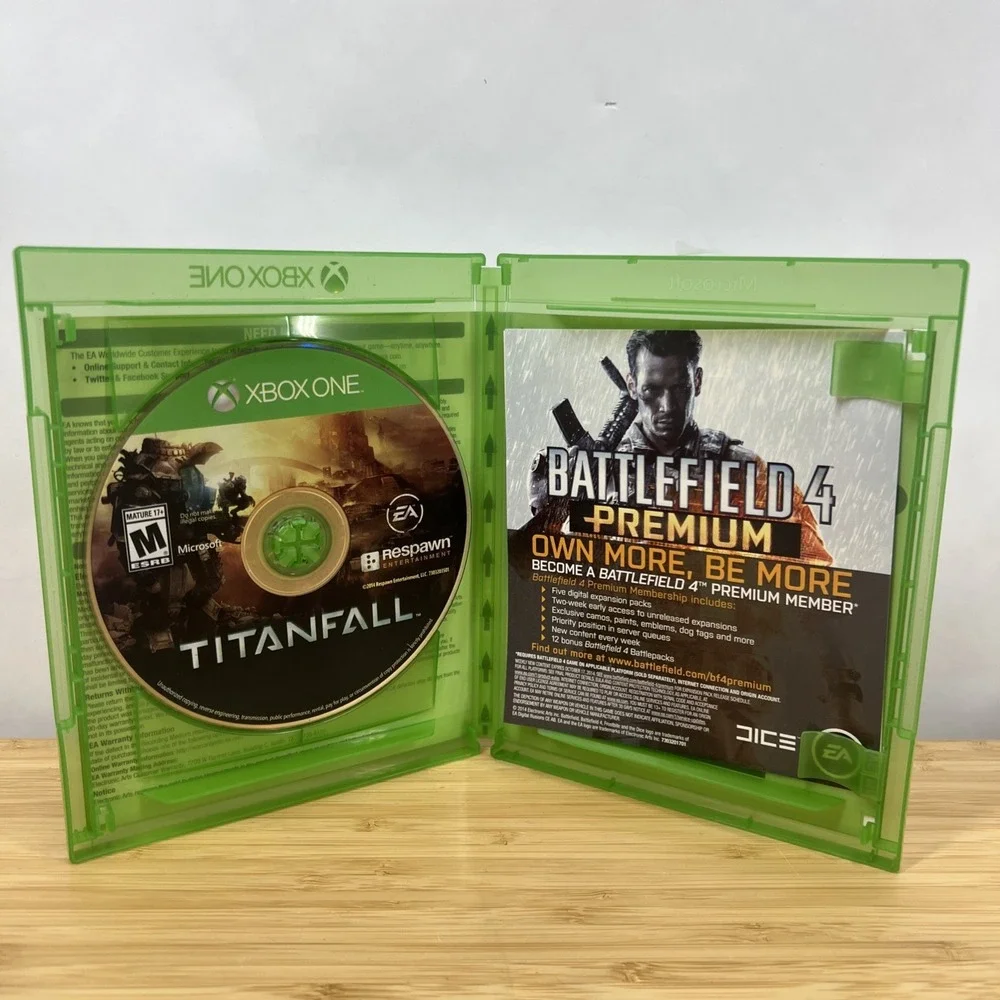 Titanfall Microsoft Xbox One 2014 Game and Case‎ *No Manual*